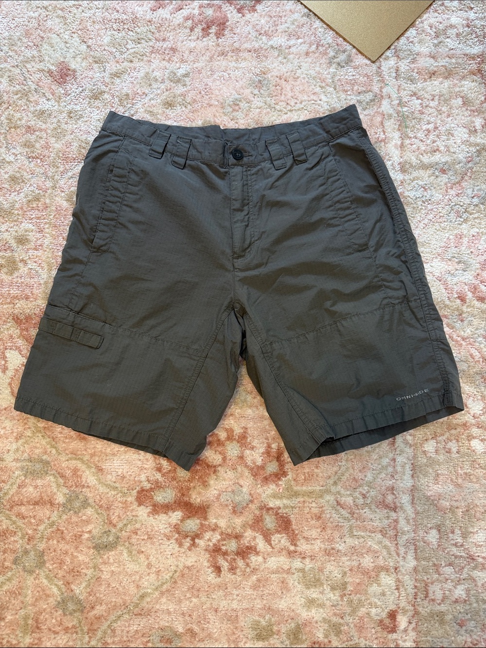 Columbia Gray Men's Shorts
